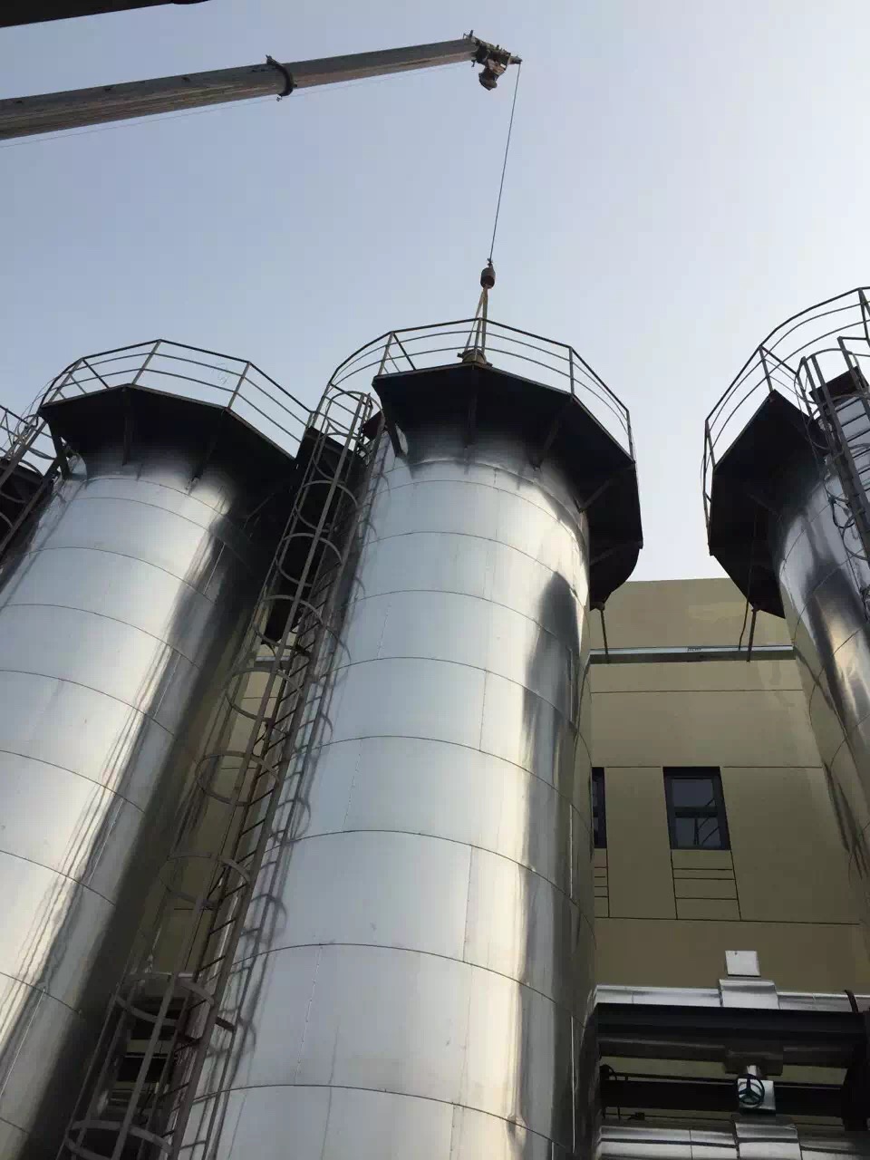 无锡化工设备压力容器在生产工艺过程中的作用